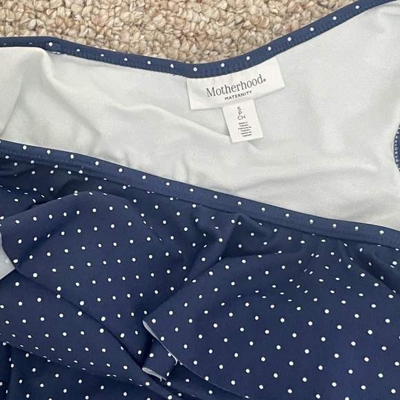 Maternity one piece swimsuit size small - Picture 3 of 4